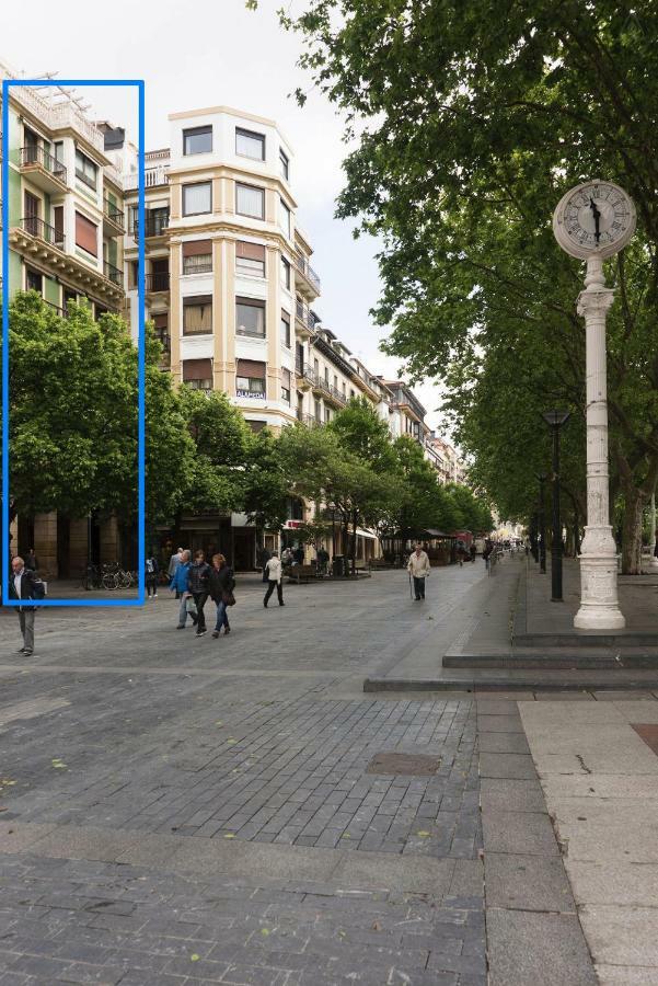 Luxury In Old Town Near Beach By Www,Sansebastianapartments,Es Сан Себастиан Екстериор снимка