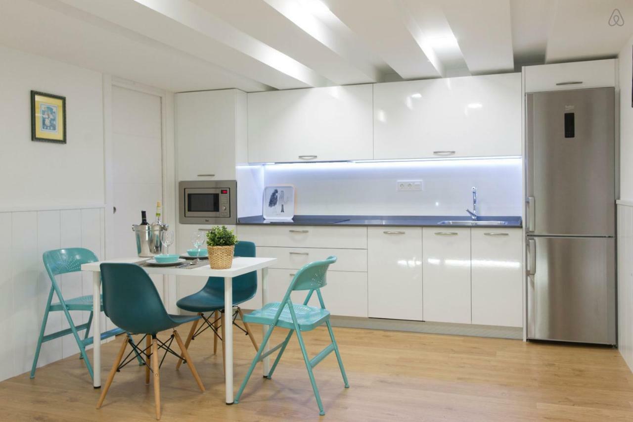 Luxury In Old Town Near Beach By Www,Sansebastianapartments,Es Сан Себастиан Екстериор снимка