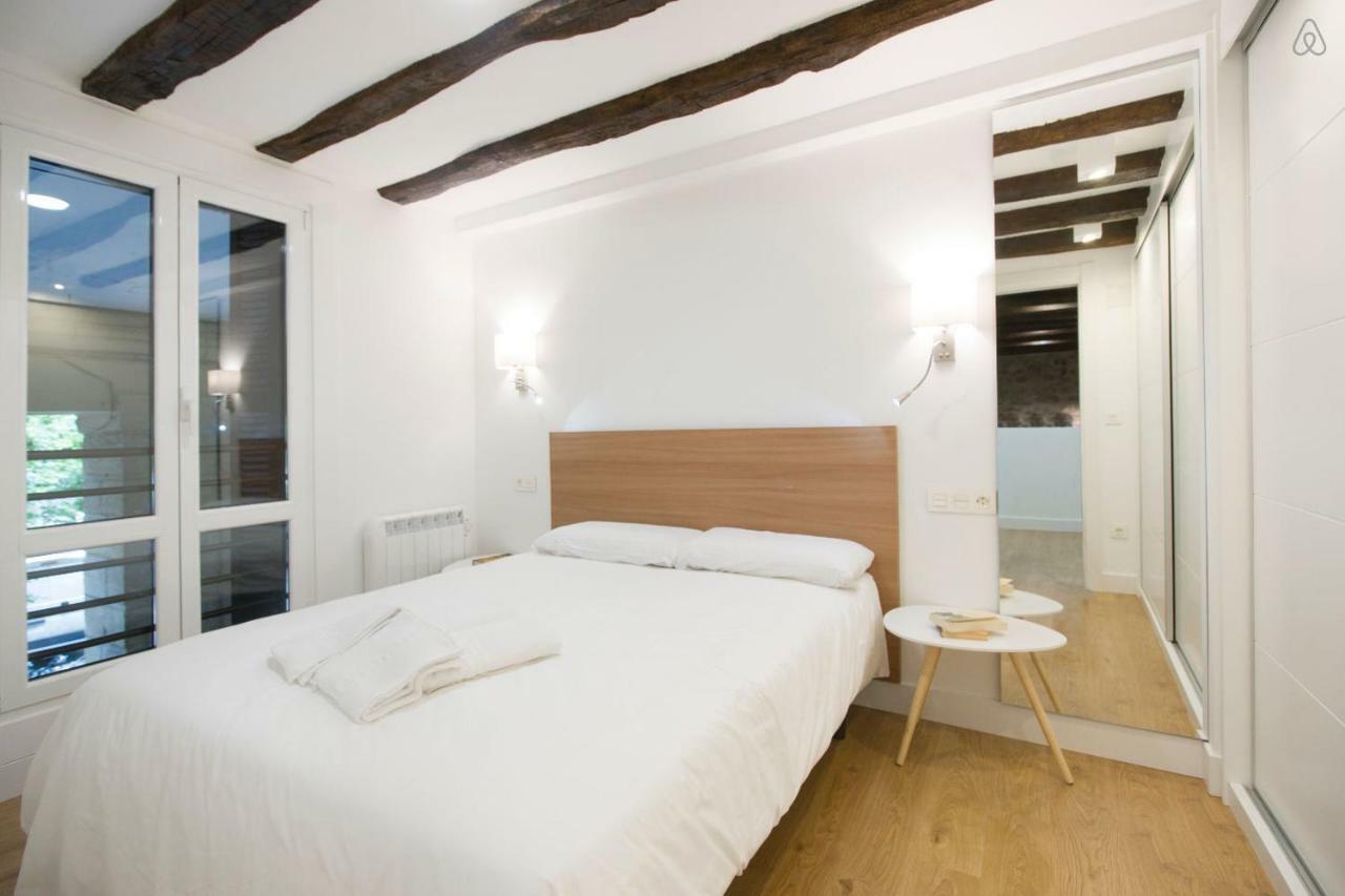 Luxury In Old Town Near Beach By Www,Sansebastianapartments,Es Сан Себастиан Екстериор снимка